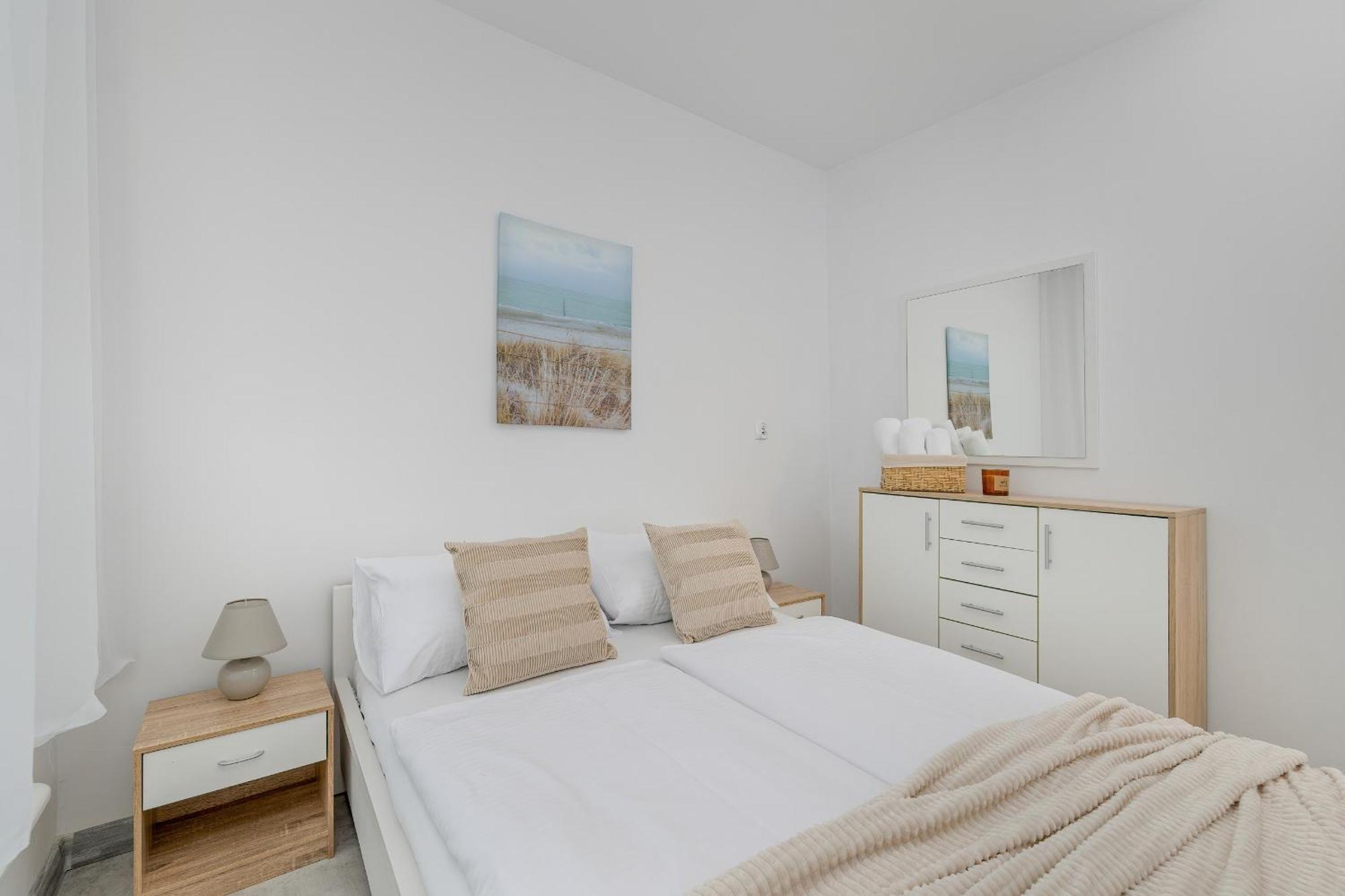 Family Apartments Herberta With Terrace And Parking By Rent Like Home Świnoujście Exterior foto